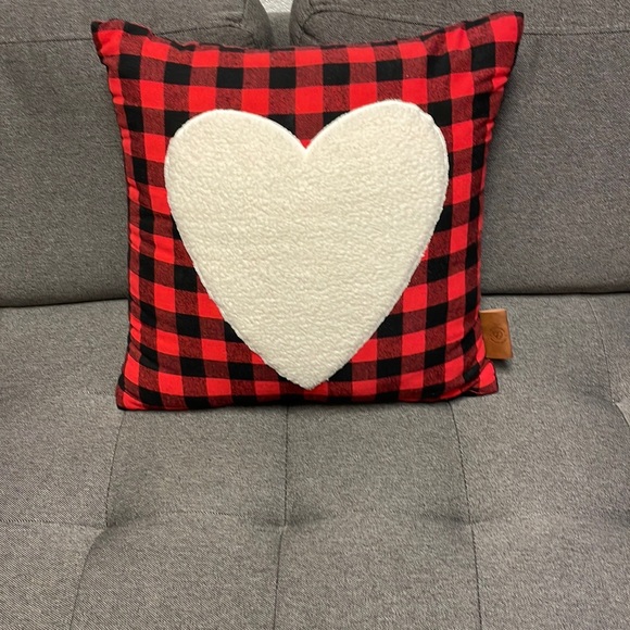 dearfoams Other - Donated Original dearfoam pillow black / red checkered plaid. EUC